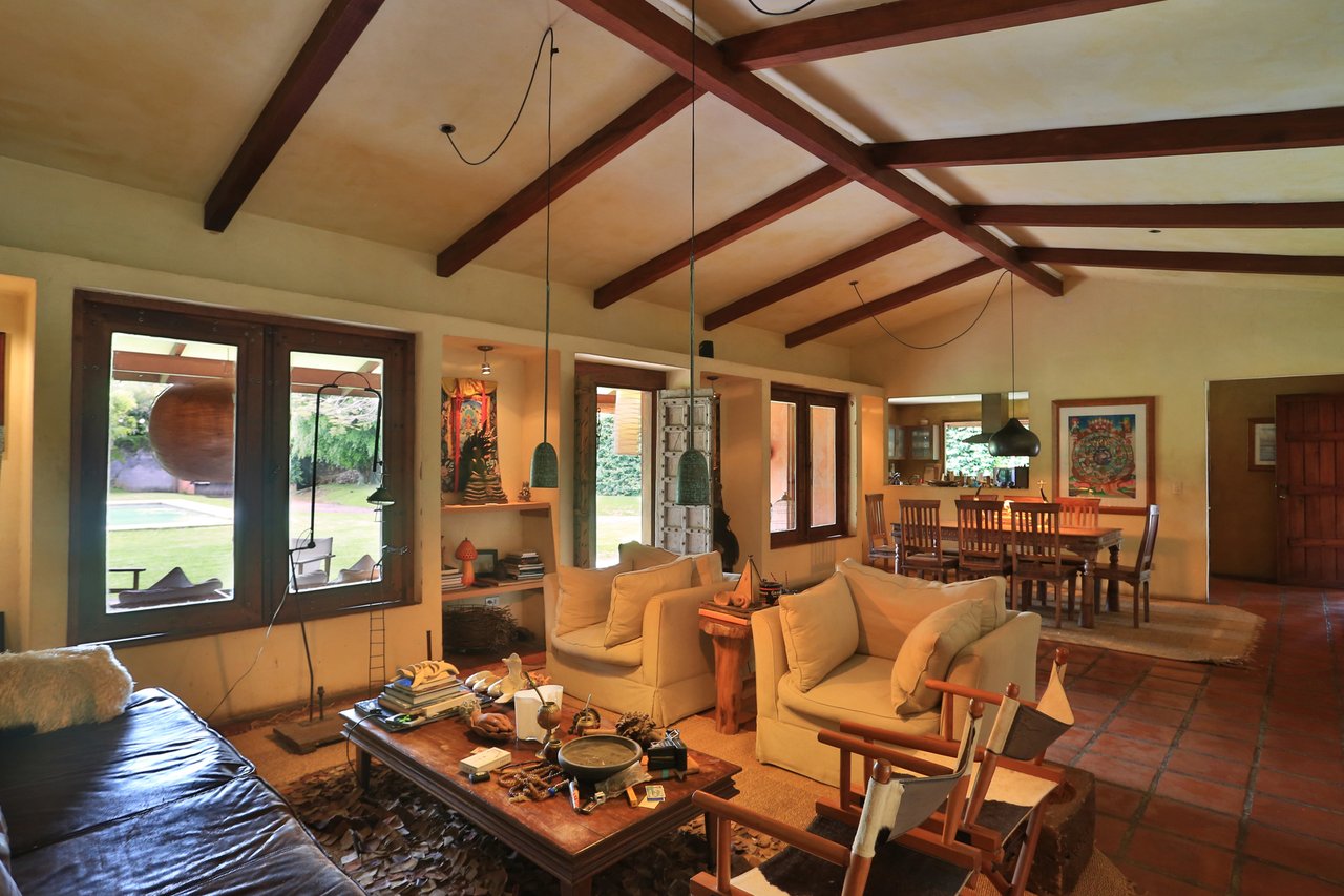 Asian Inspired Single Level Villa, Santa Ana, San Jose