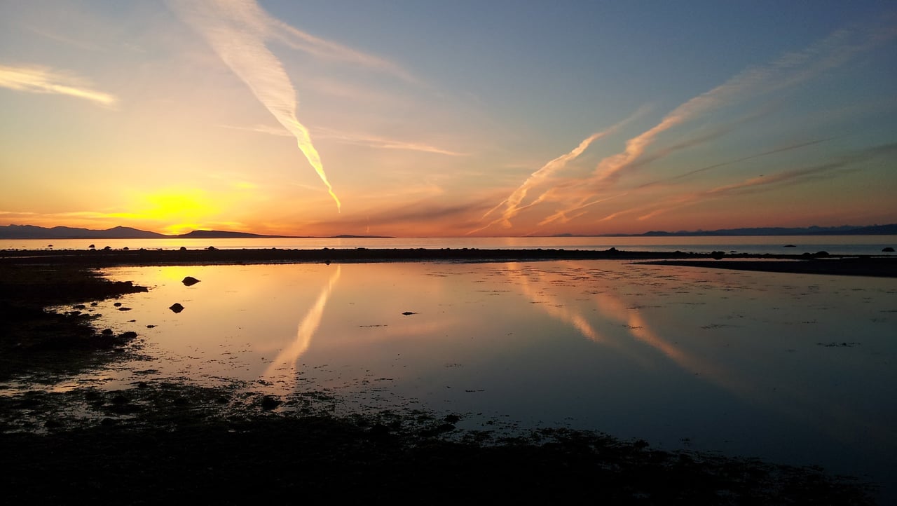 Sunset at Qualicum Beach on Vancouver island. 