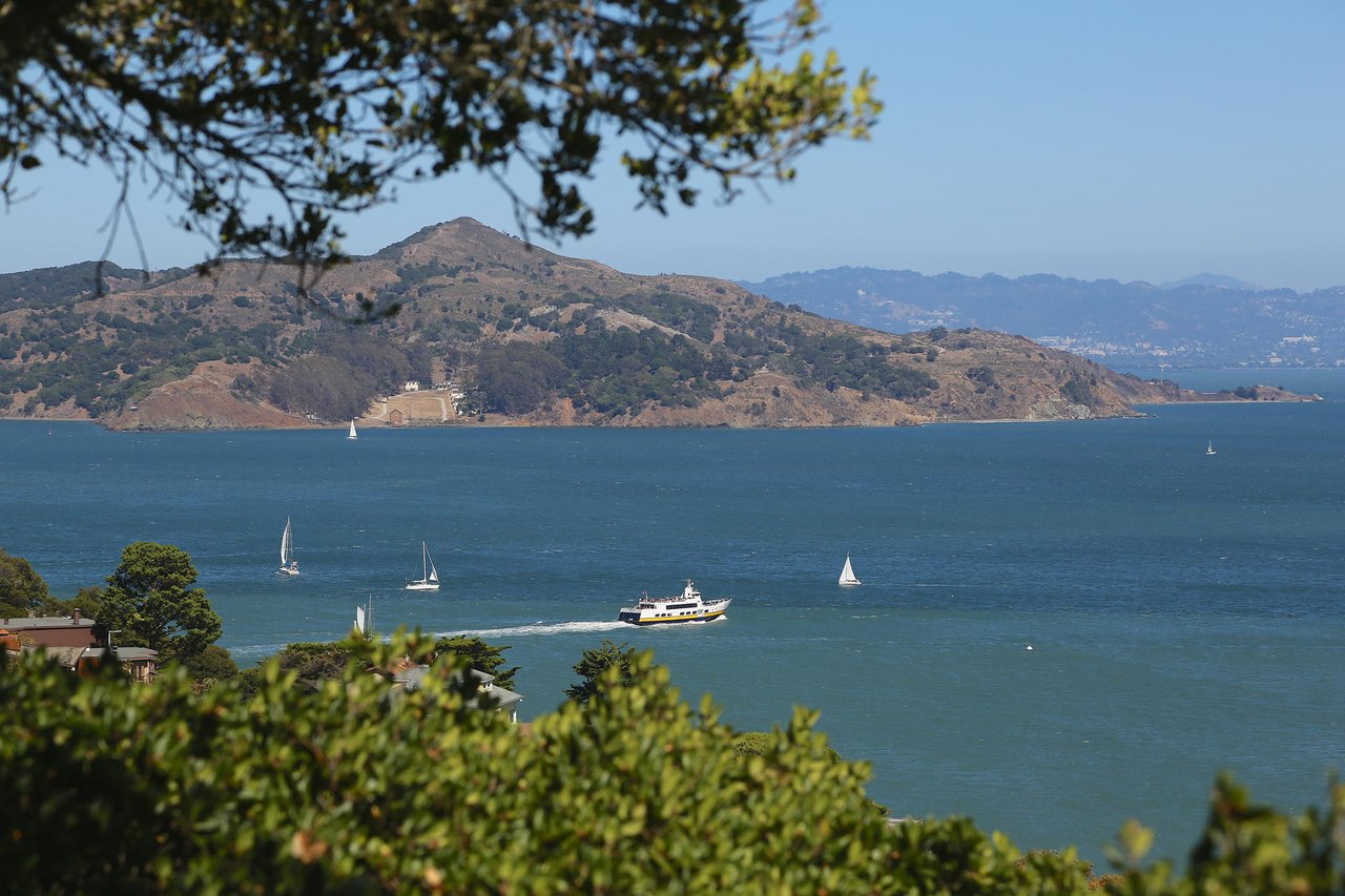 54 Lower Crescent Avenue, Sausalito