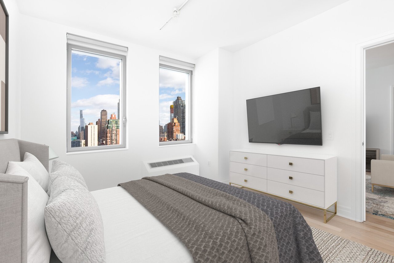 550 West 54th Street, Apt 28L