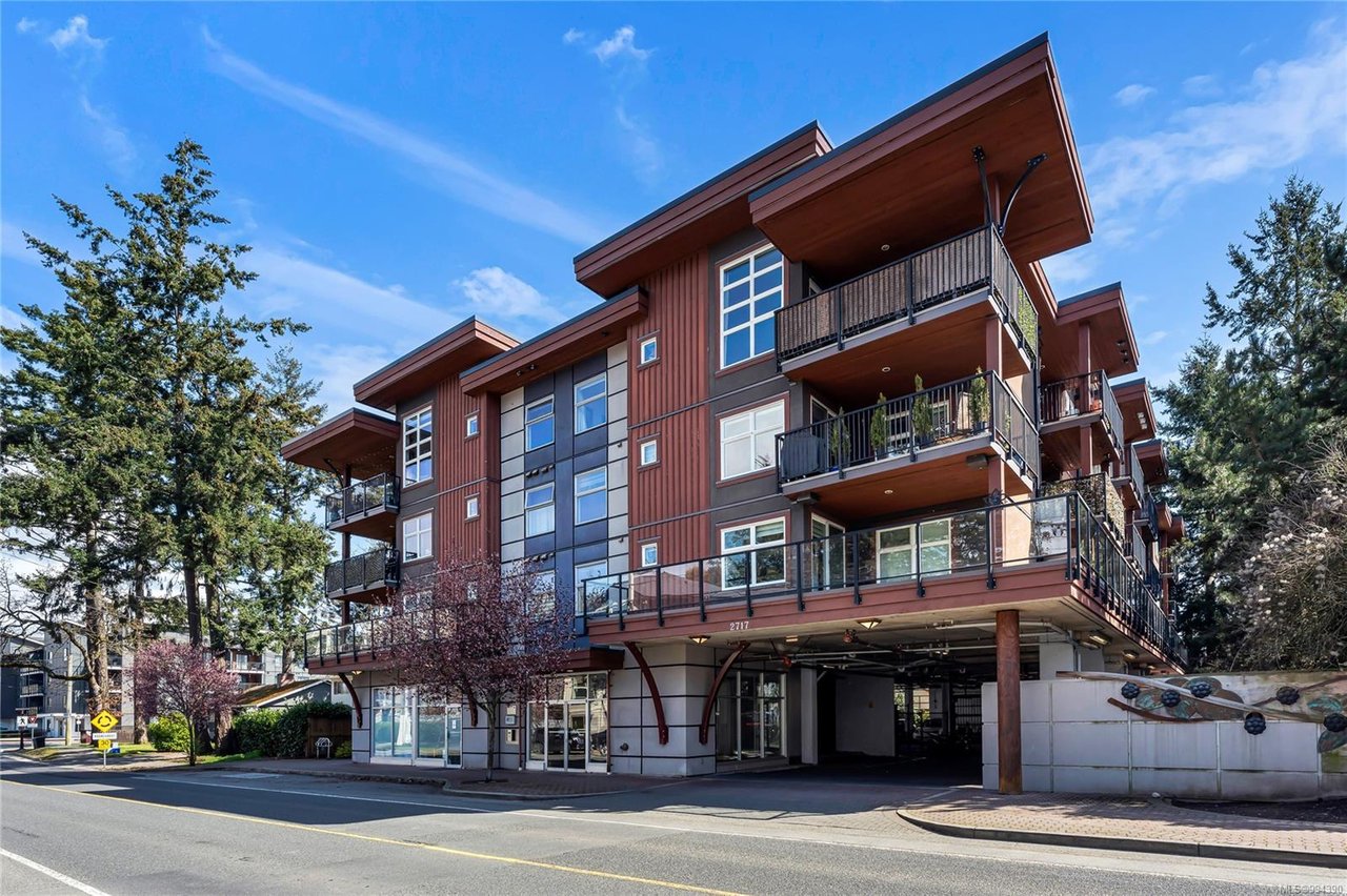 204-2717 Peatt Rd