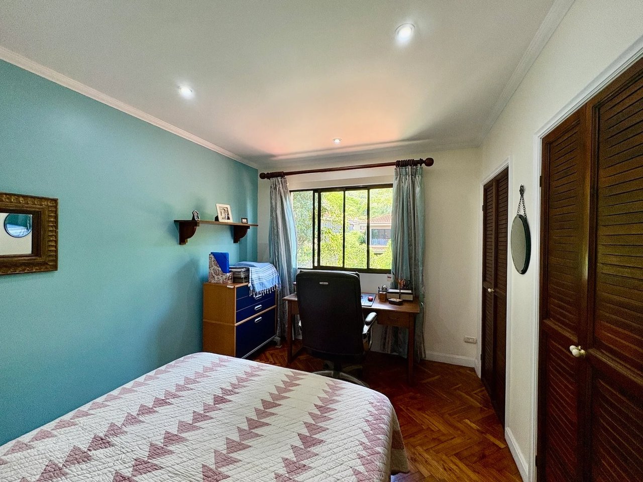 Remodeled Family Terrace Home, Escazu, San Jose