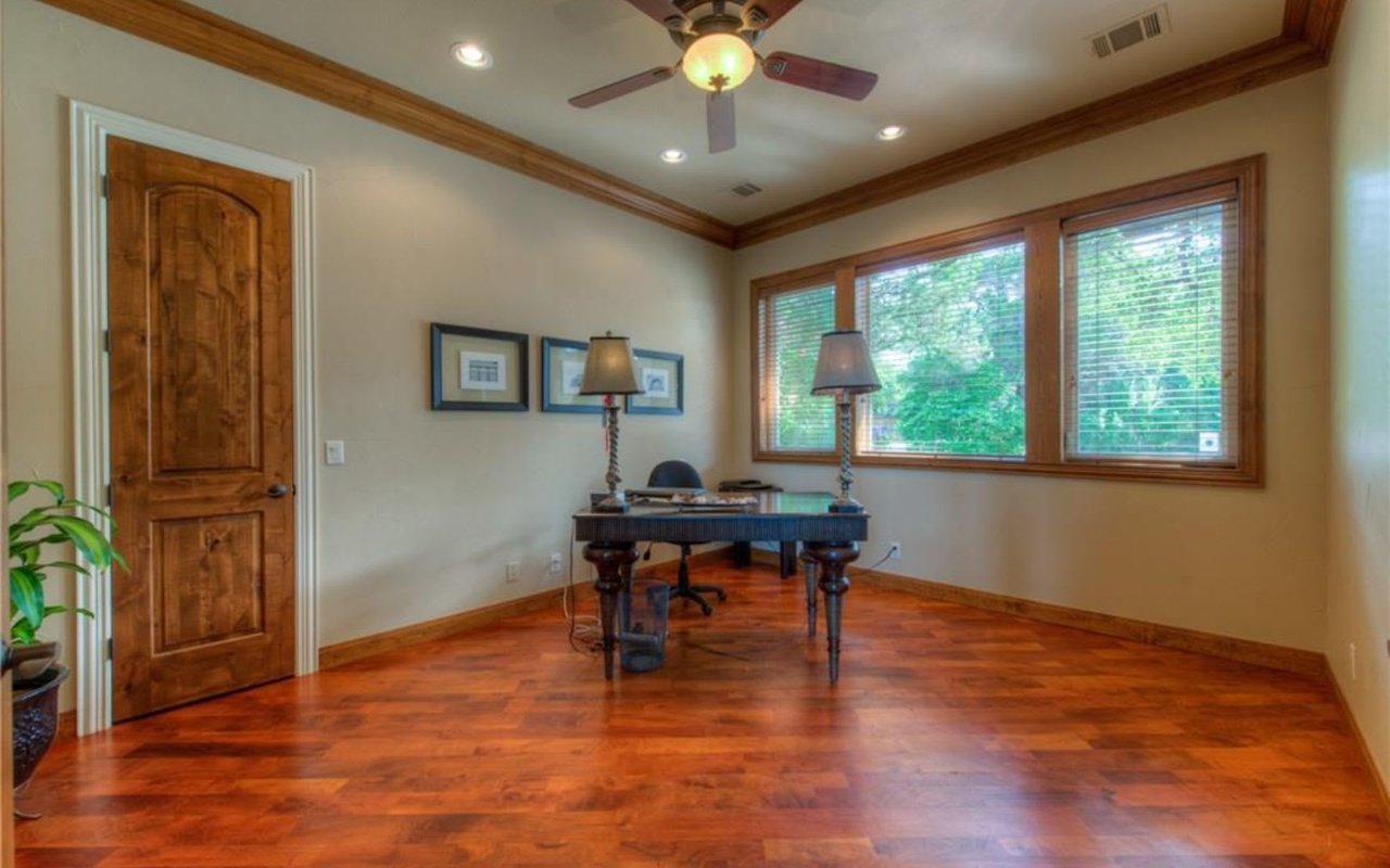 5711 Pool Canyon Cv