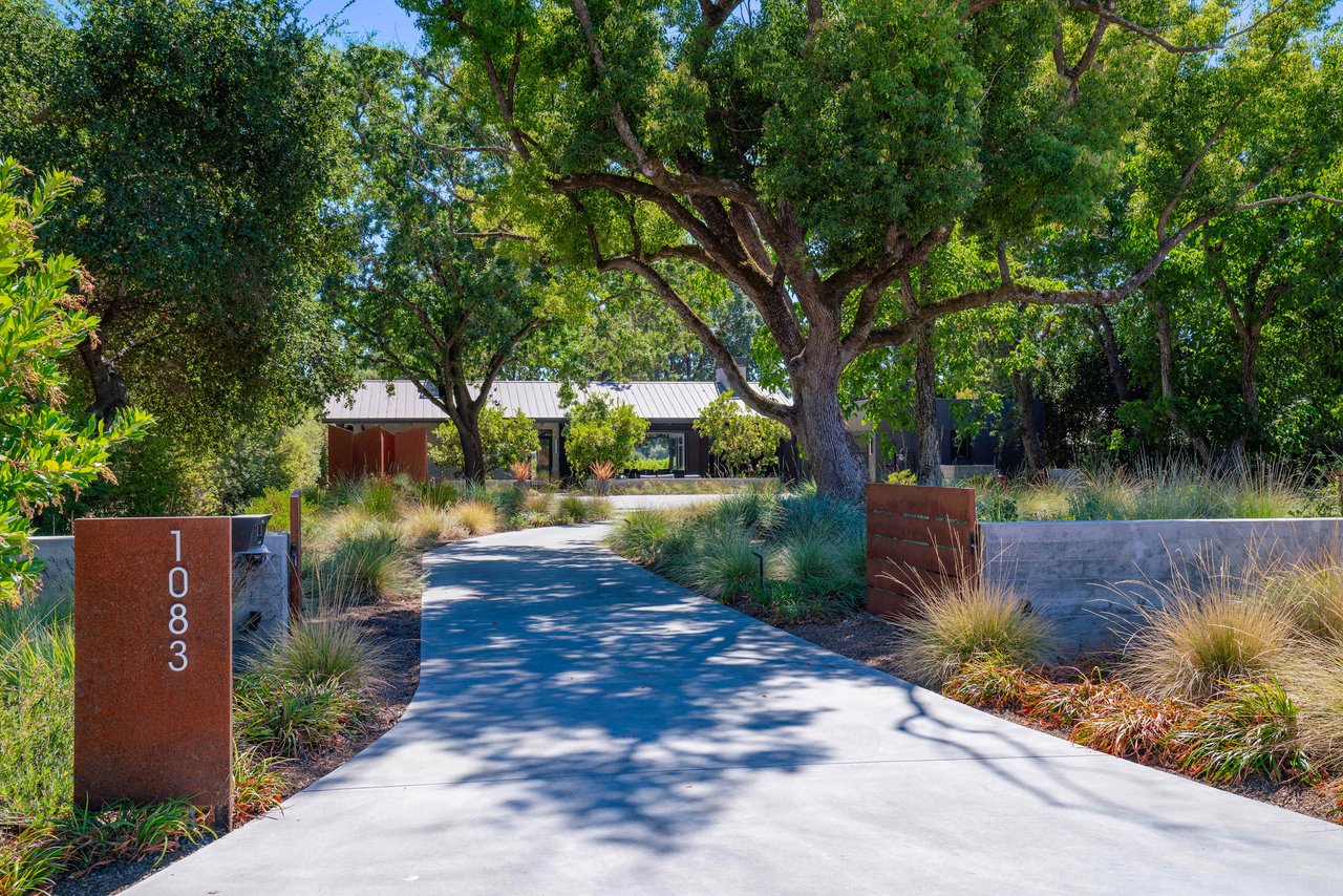 Hedgeside Ave, Napa