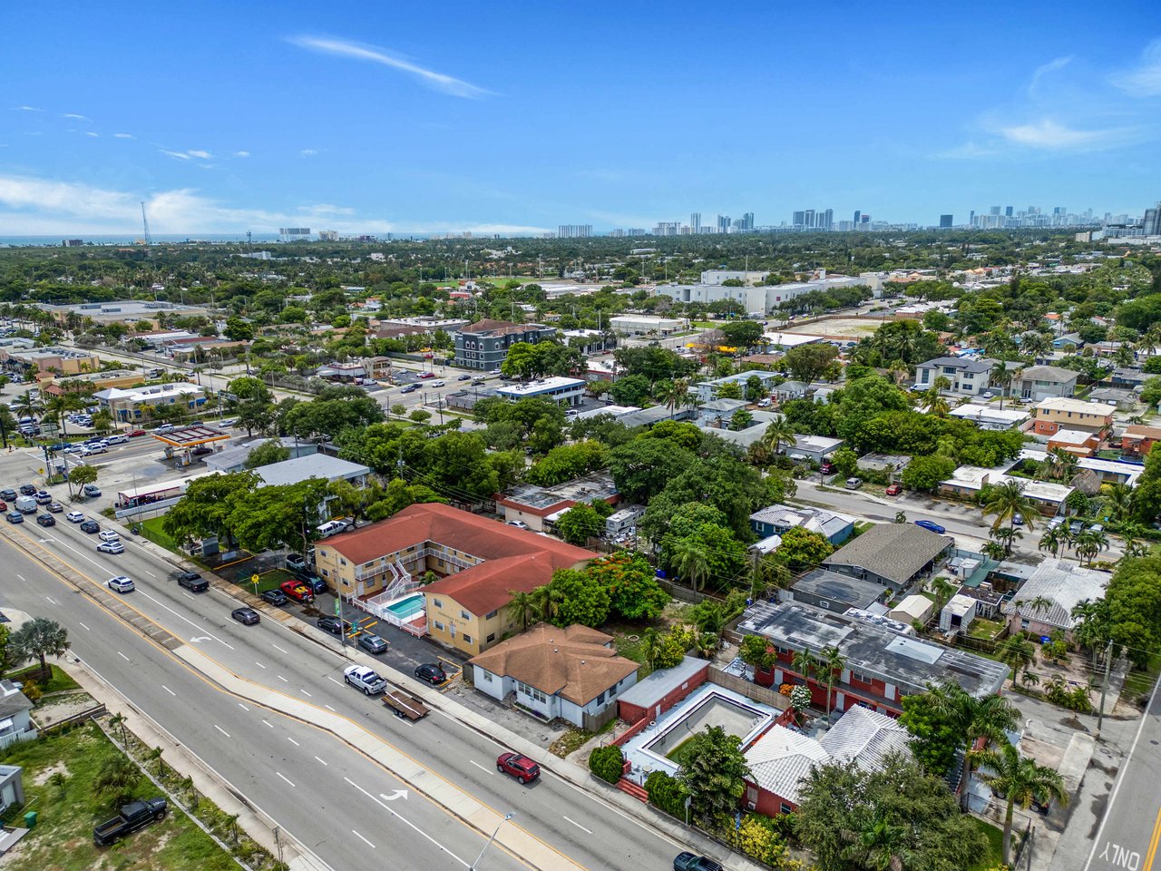 1844 Sheridan St Hollywood FL-33020