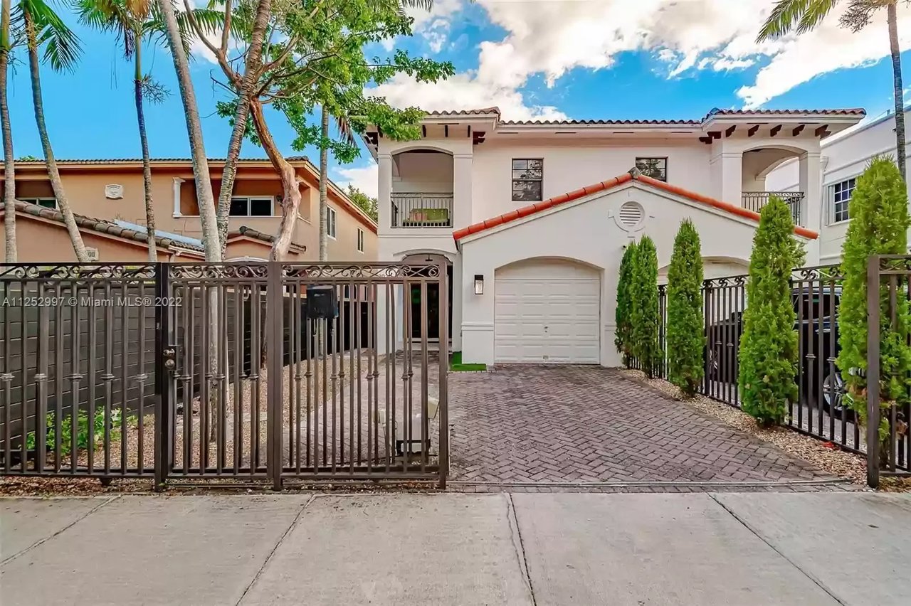 2929 Day Avenue