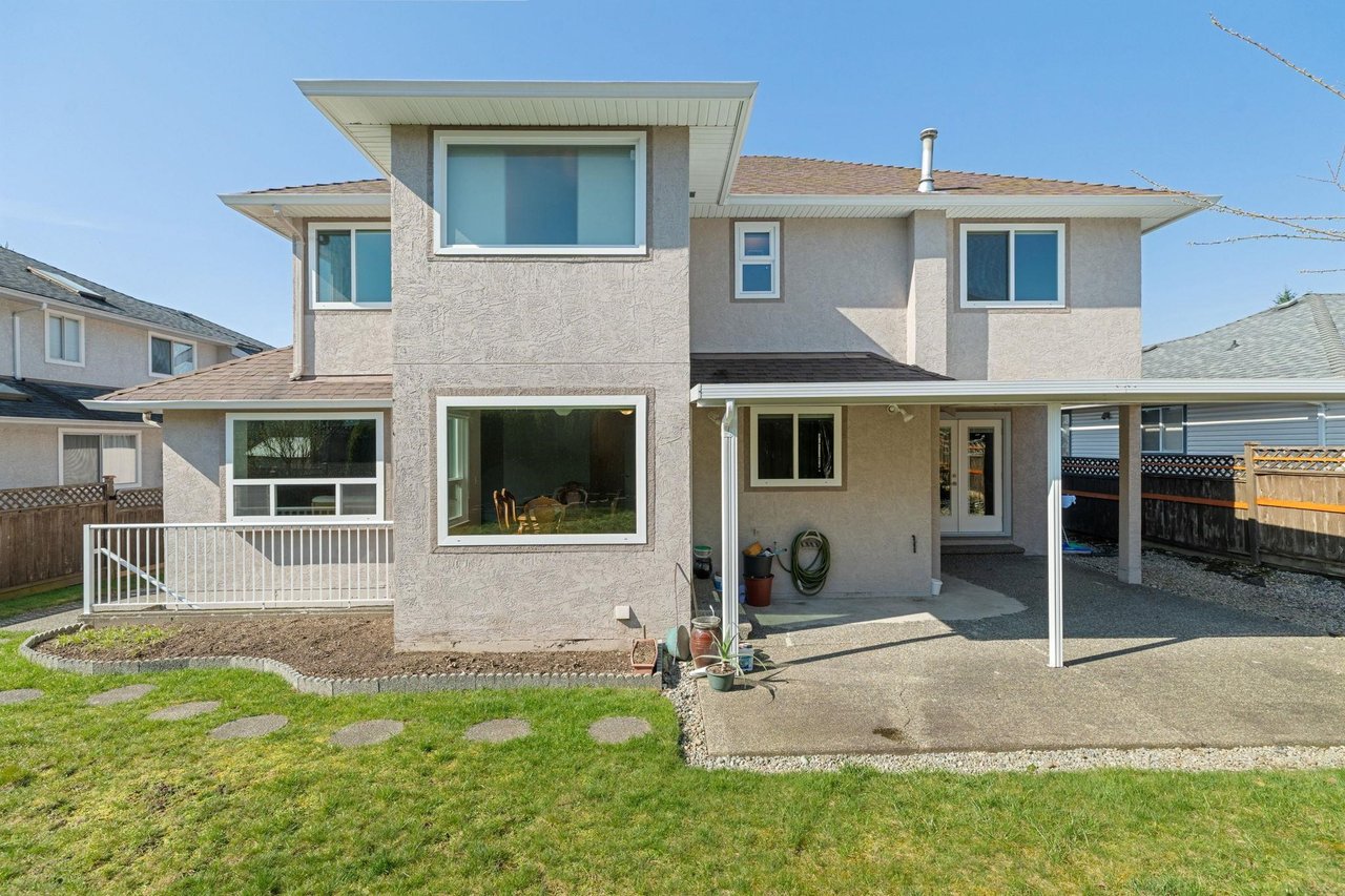 8118 153a St