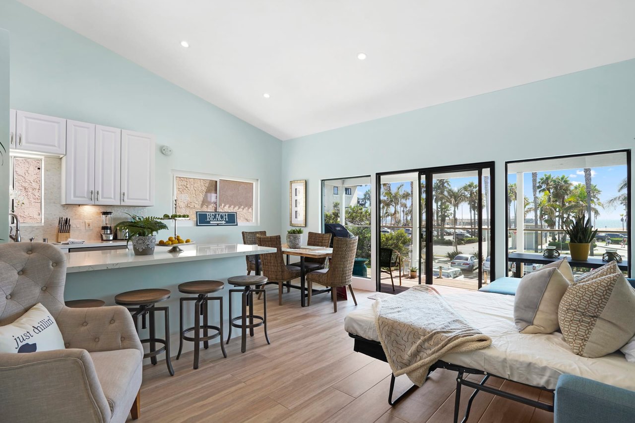 702 Oceanfront 