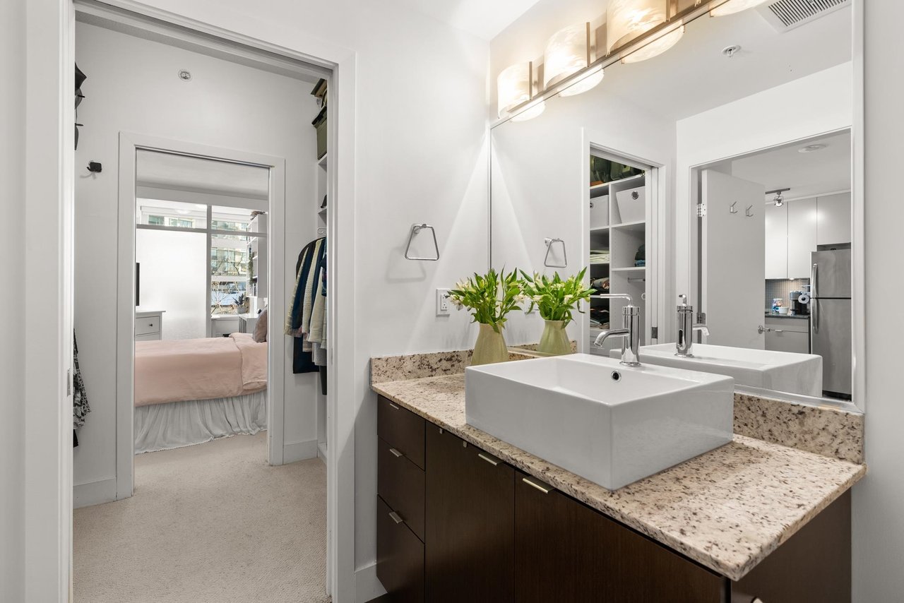 313-298 E 11th Avenue, Vancouver