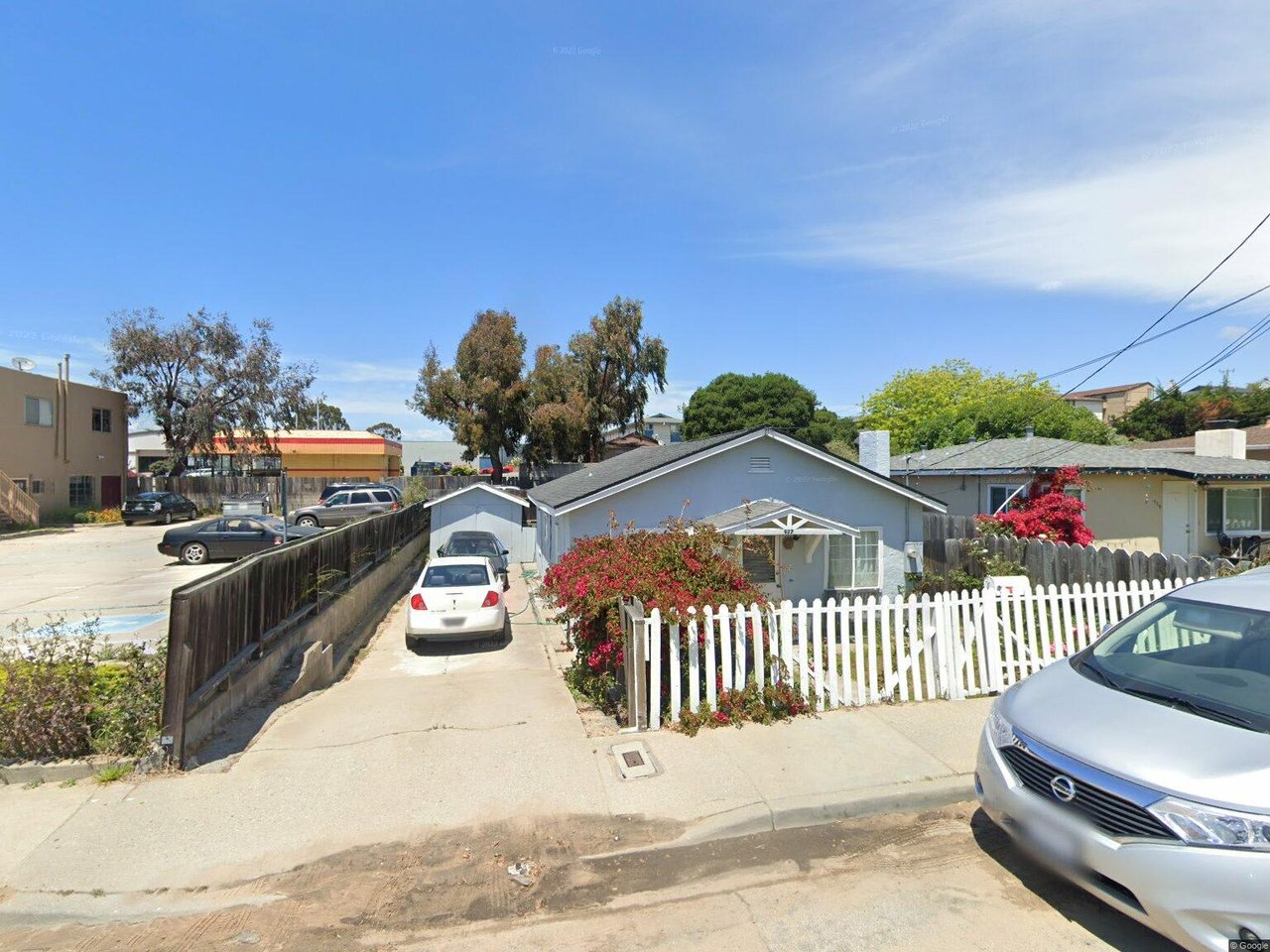 927 Hamilton Ave