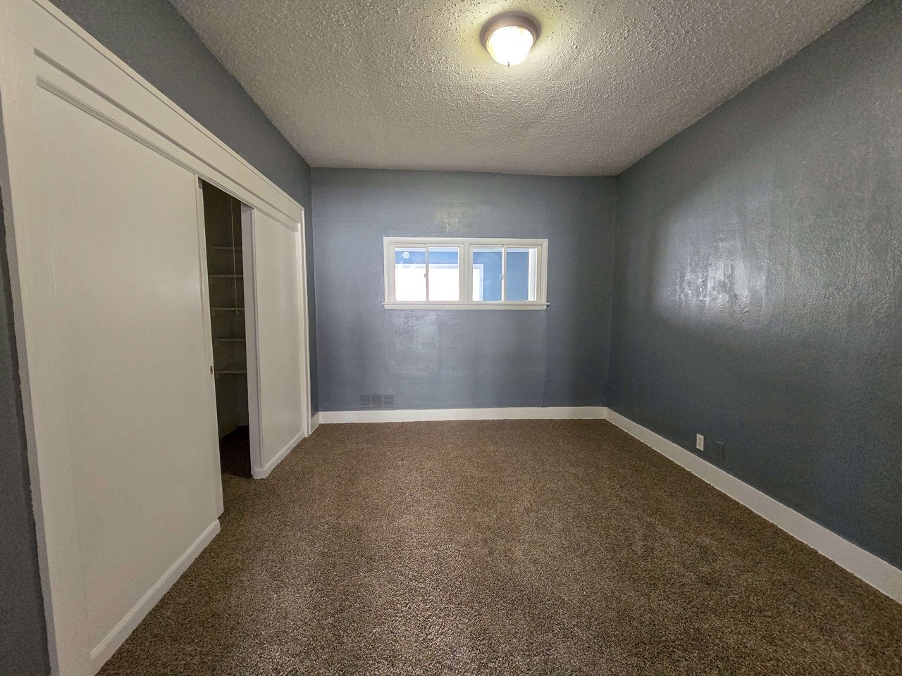810 N Kickapoo