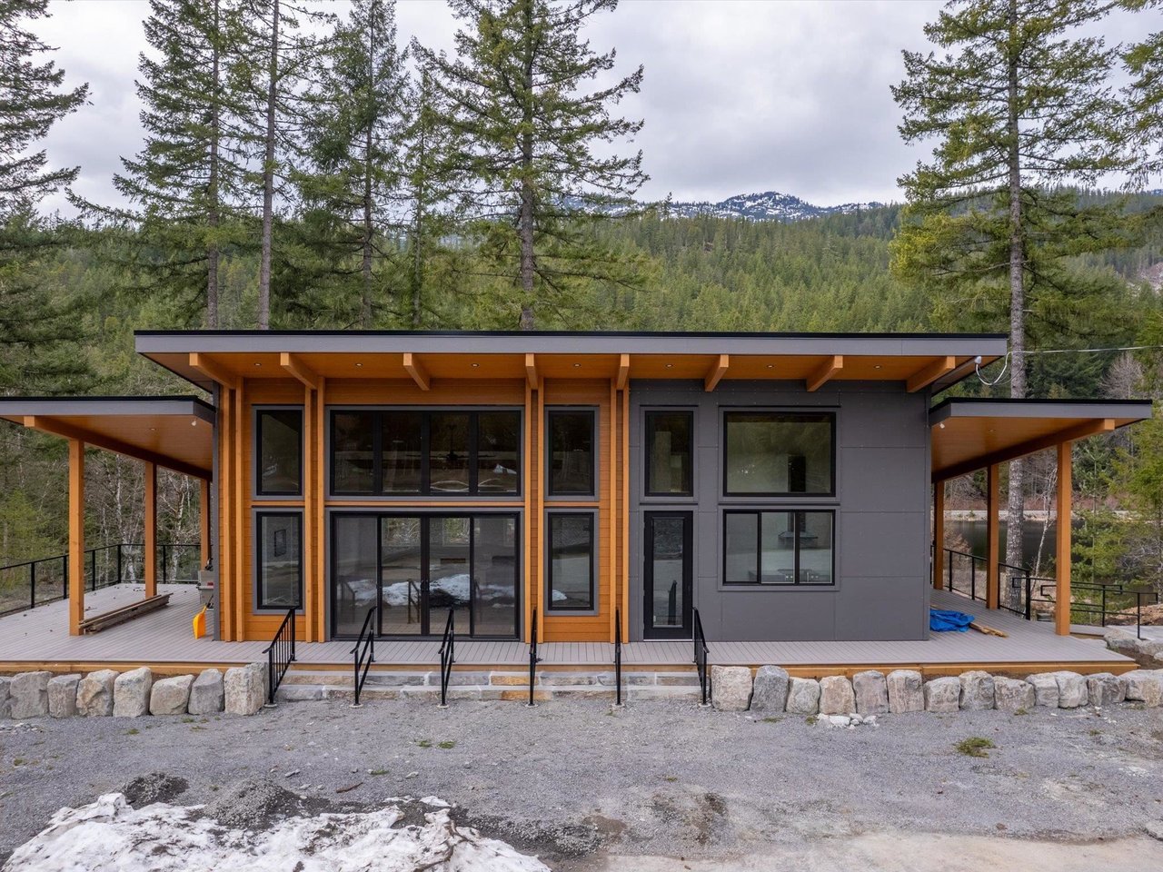 69 Garibaldi Dr