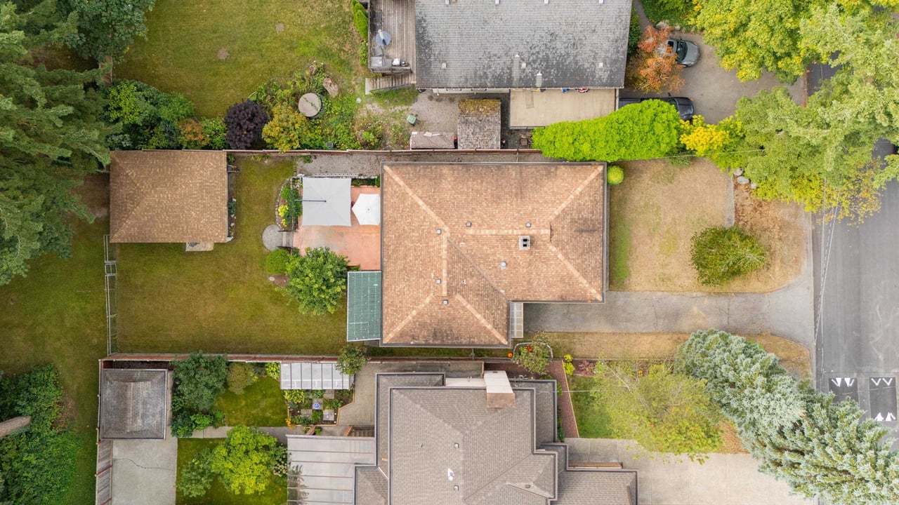 2239 Windridge Dr