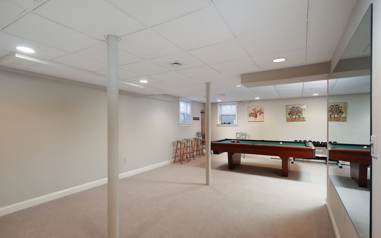1410 Rahway Rd