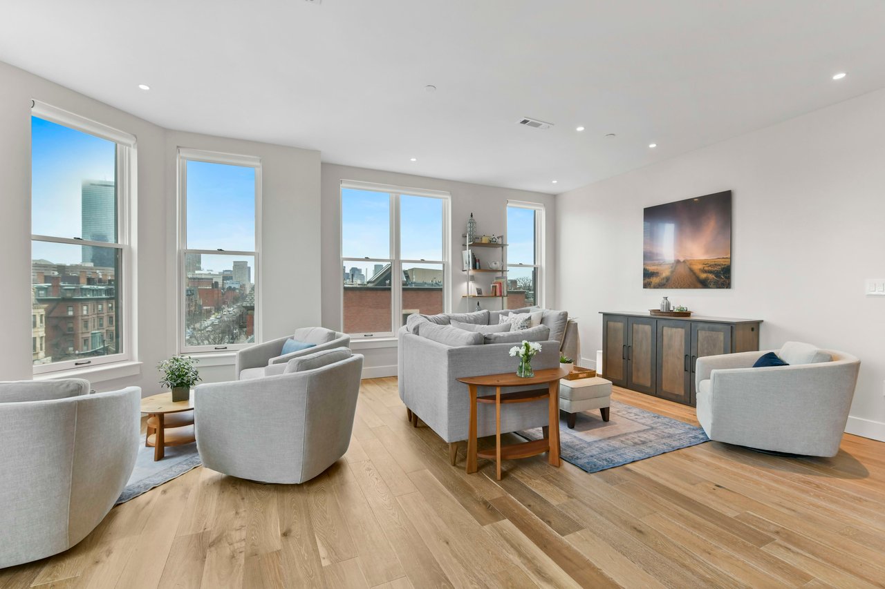 566 Columbus Ave #511