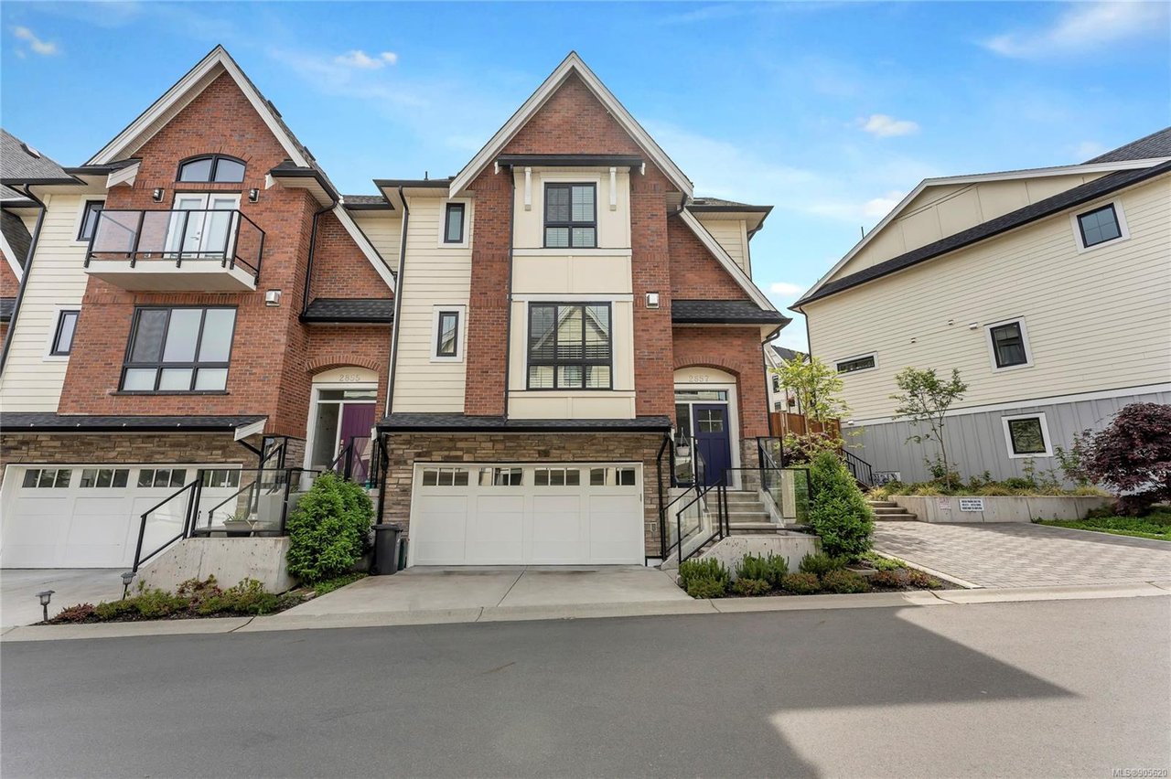 2857 Turnstyle Cres