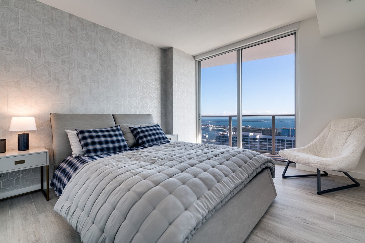 Aria on the Bay | Edgewater