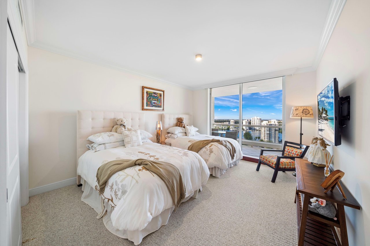 6000 Island Blvd # 2406