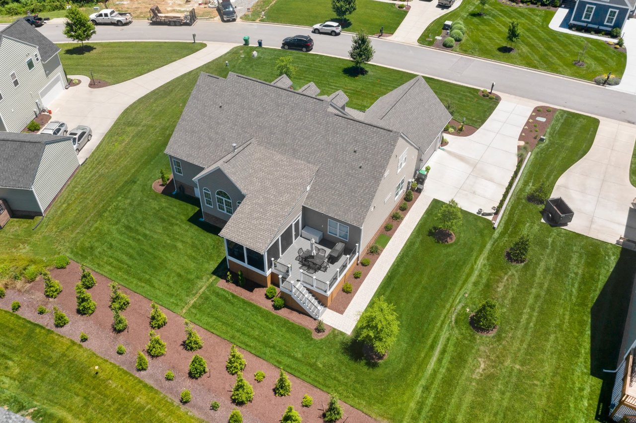 5542 Mossy Oak Road