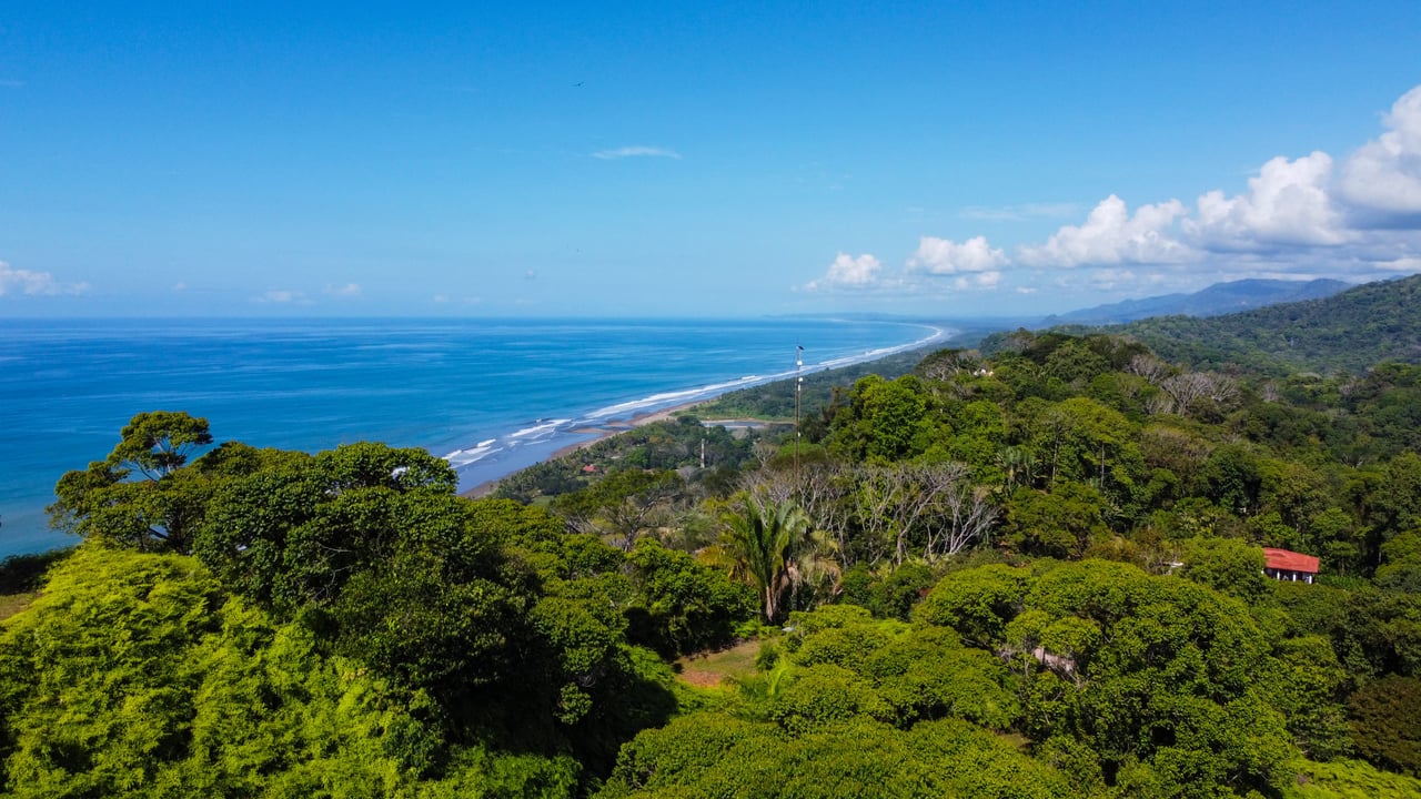 MANGO MANOR RIDGE PREMIER OCEAN VIEW PROPERTY IN DOMINICAL