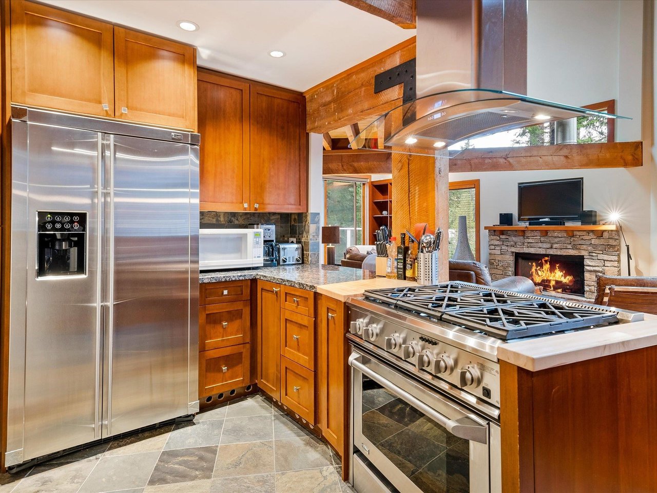 2540 Tricouni Pl