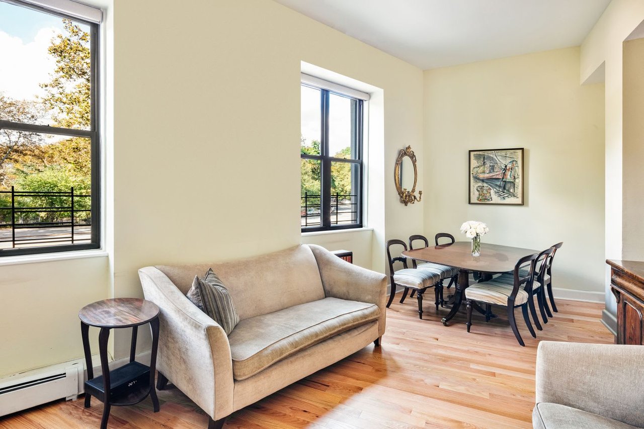 244 Riverside Dr #1D