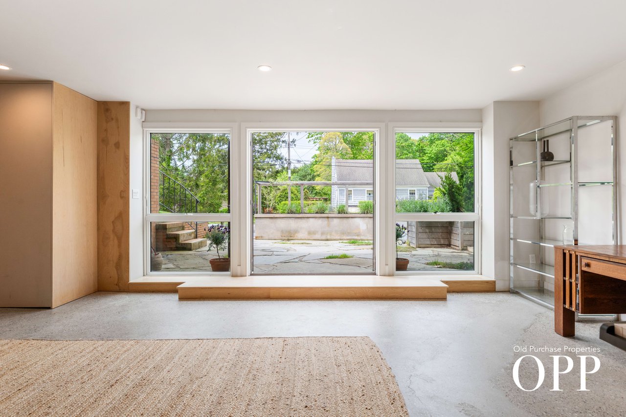 HIGHEST SALE ON HIGHVIEW BOULEVARD