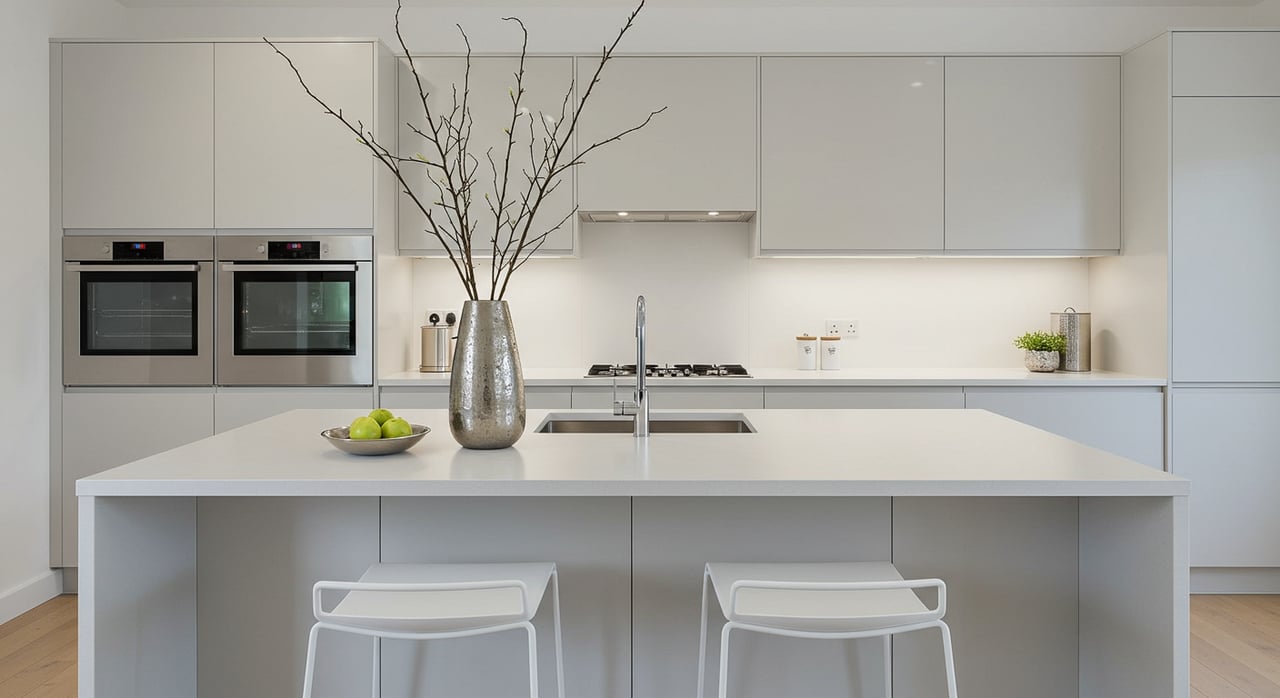 Beacham Puts $7.9 Million Atlanta Decorator’s Showcase Under Contract