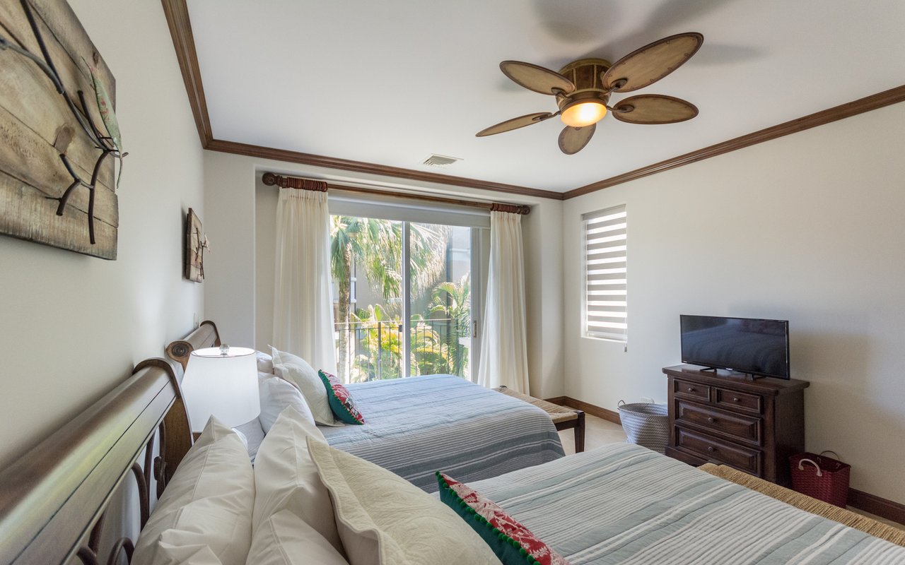 Upgraded Ocean View Condo, Los Suenos, Puntarenas