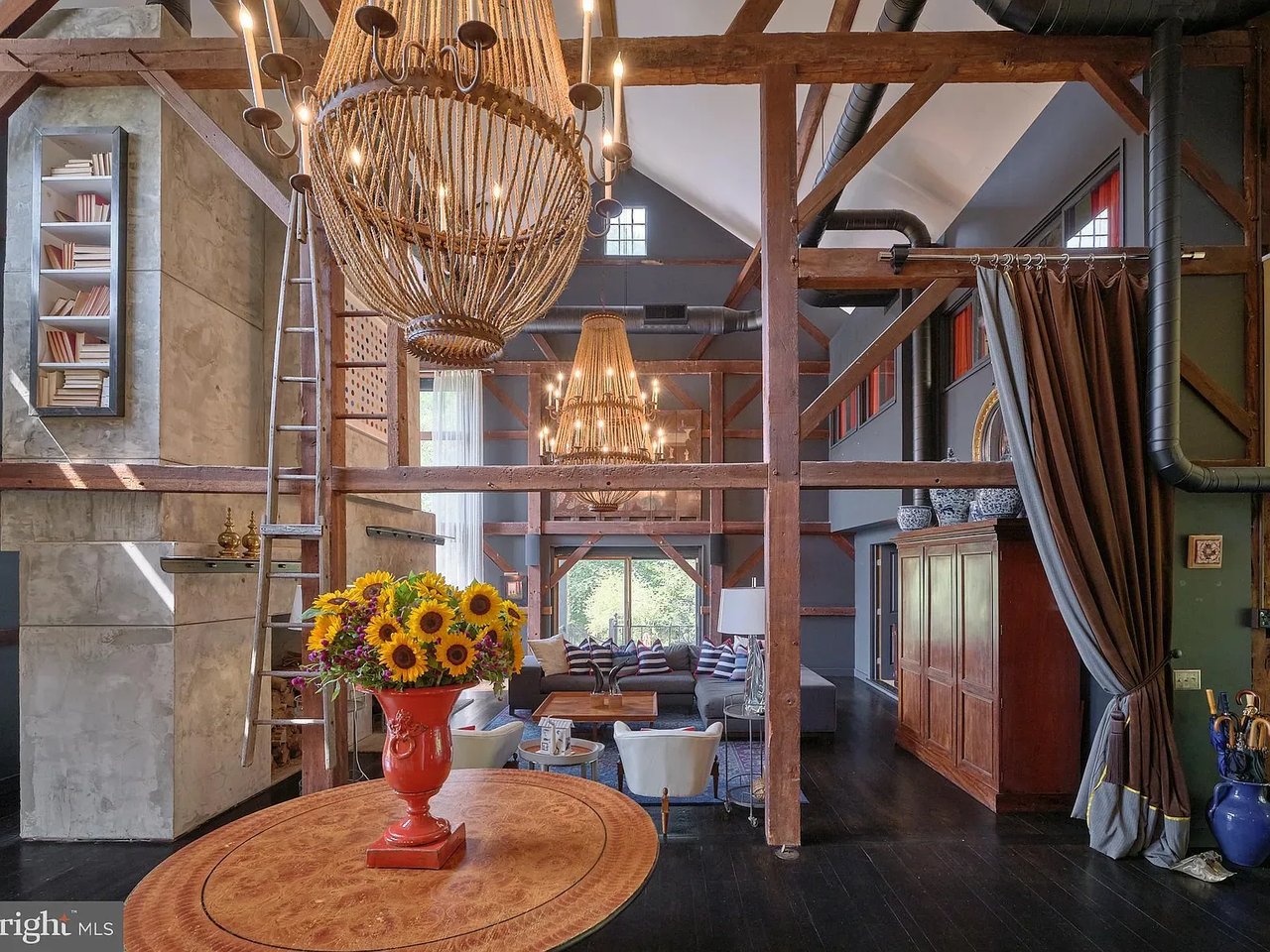 Transforming a Bucks County Barn into a Residence: A Journey of Innovation and Charm