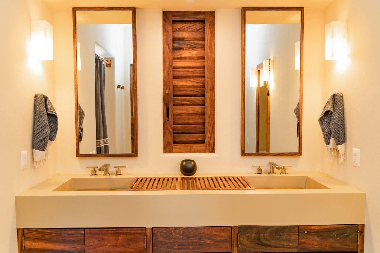 6 bedroom, Single Family Homes, Villa Sagrario, Montecito Beach Village