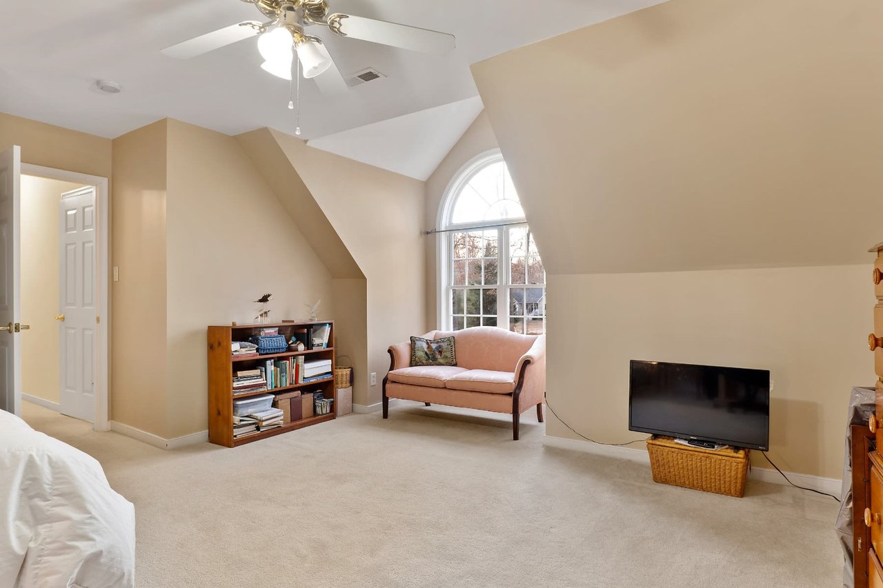 3531 Sherwood Bluff Way