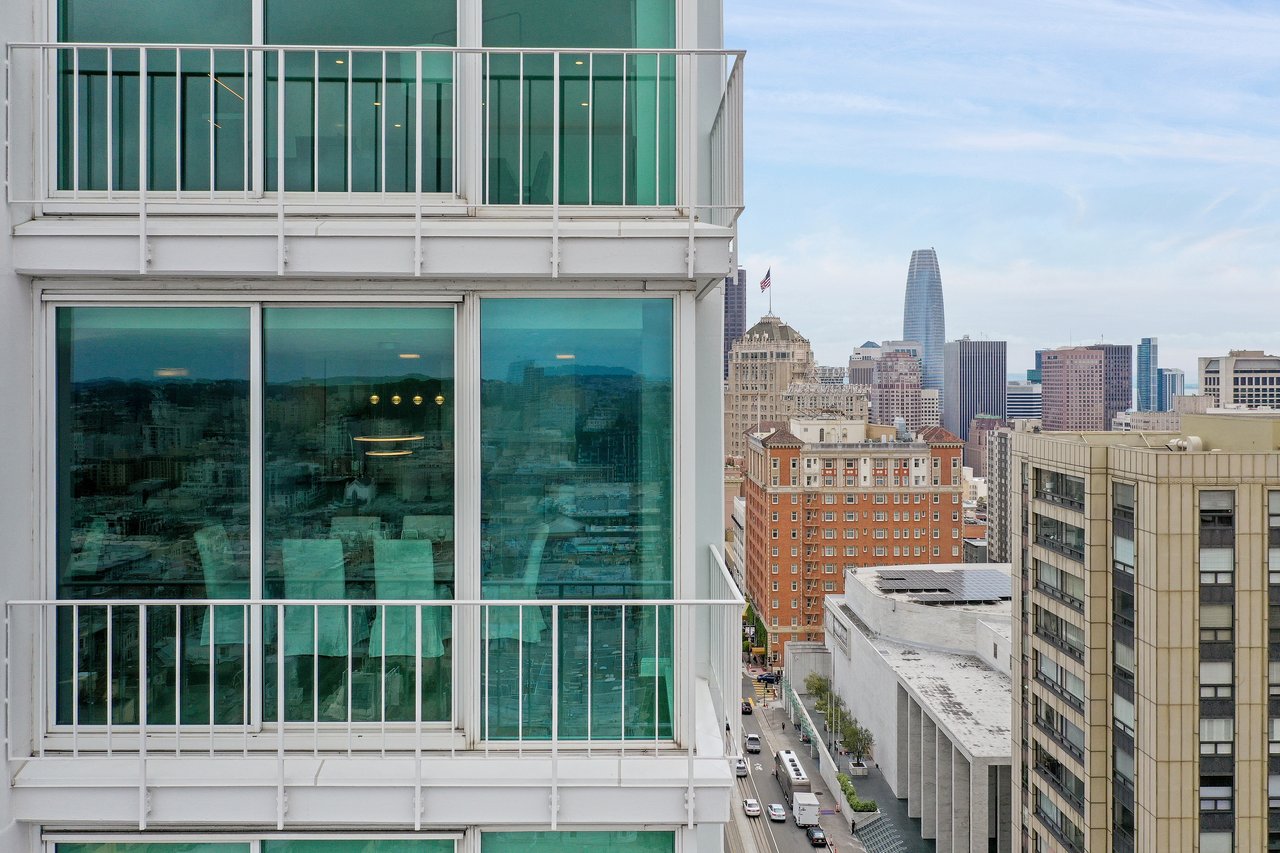 1200 California Street, #17-D