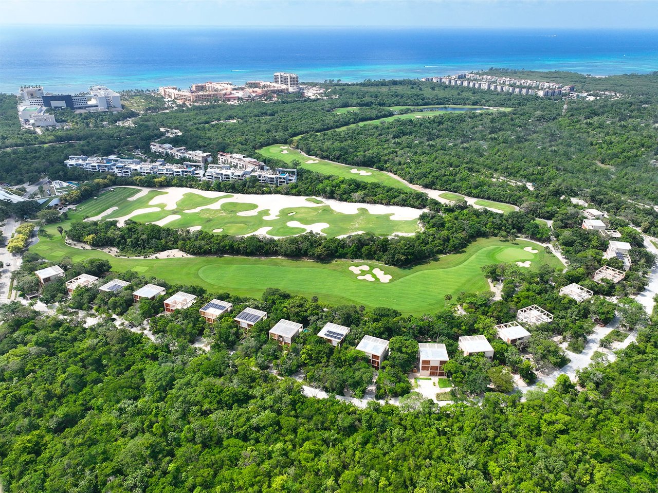 NEW development offering spacious luxury villas, Playa del Carmen Membership Options For Luxury Beach club/ Golf Exterior