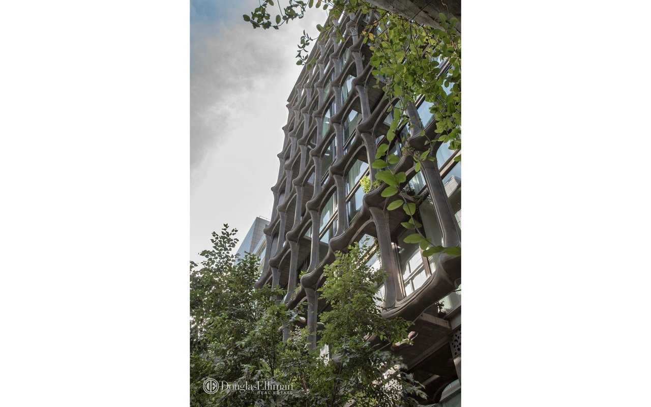 325 West Broadway Unit: TH