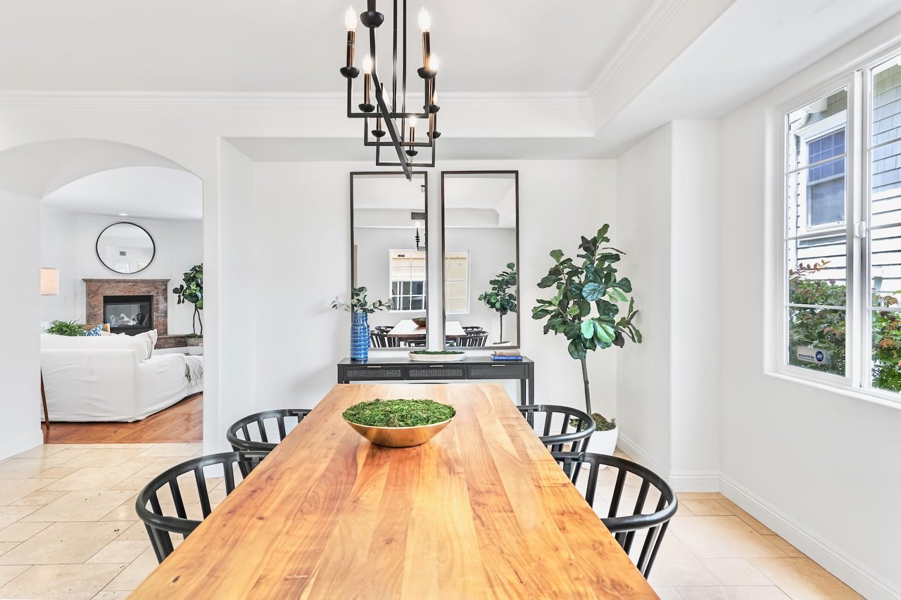 1042 7th Street