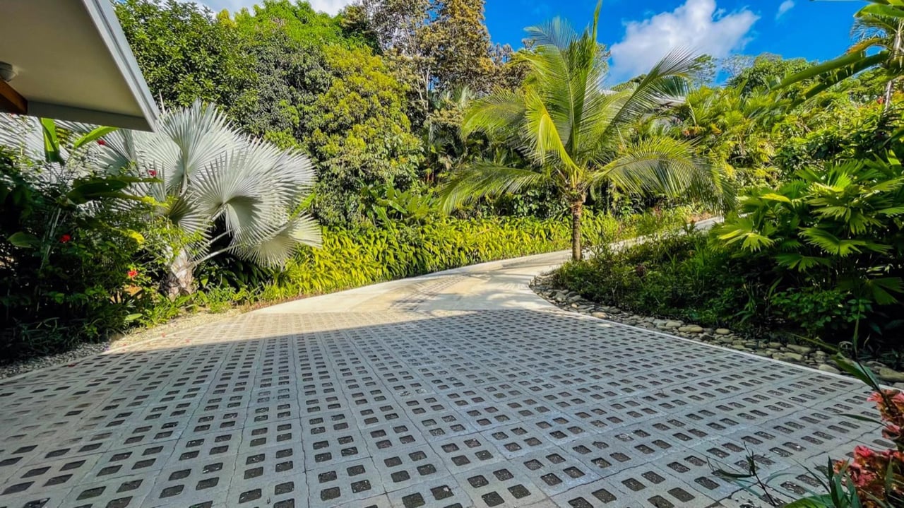Balinese Style Oceanview Villa, Uvita, Puntarenas