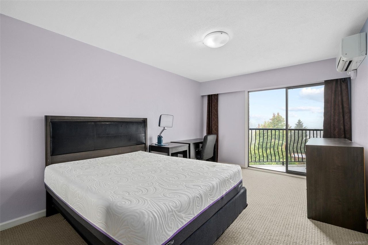 309-1870 McKenzie Ave