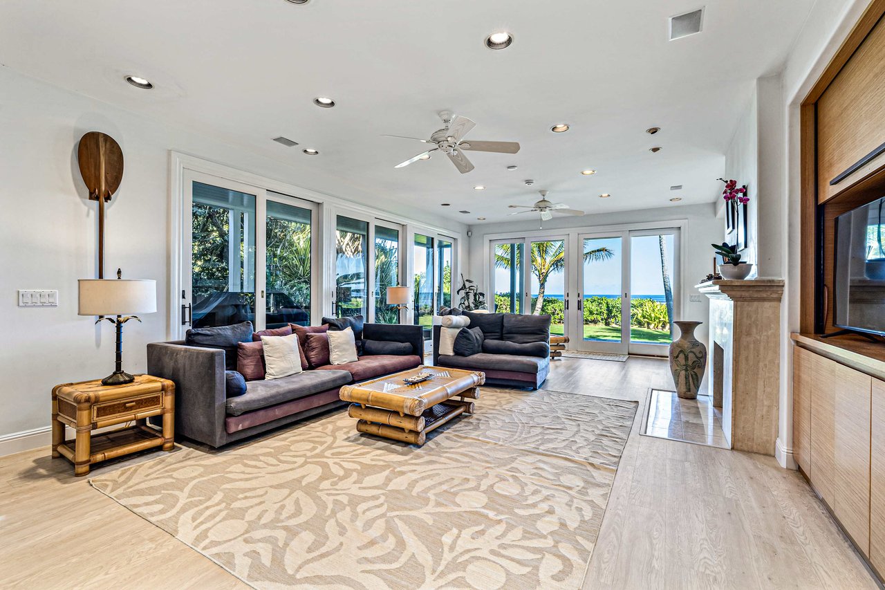 Modern Mokuleia Beachfront