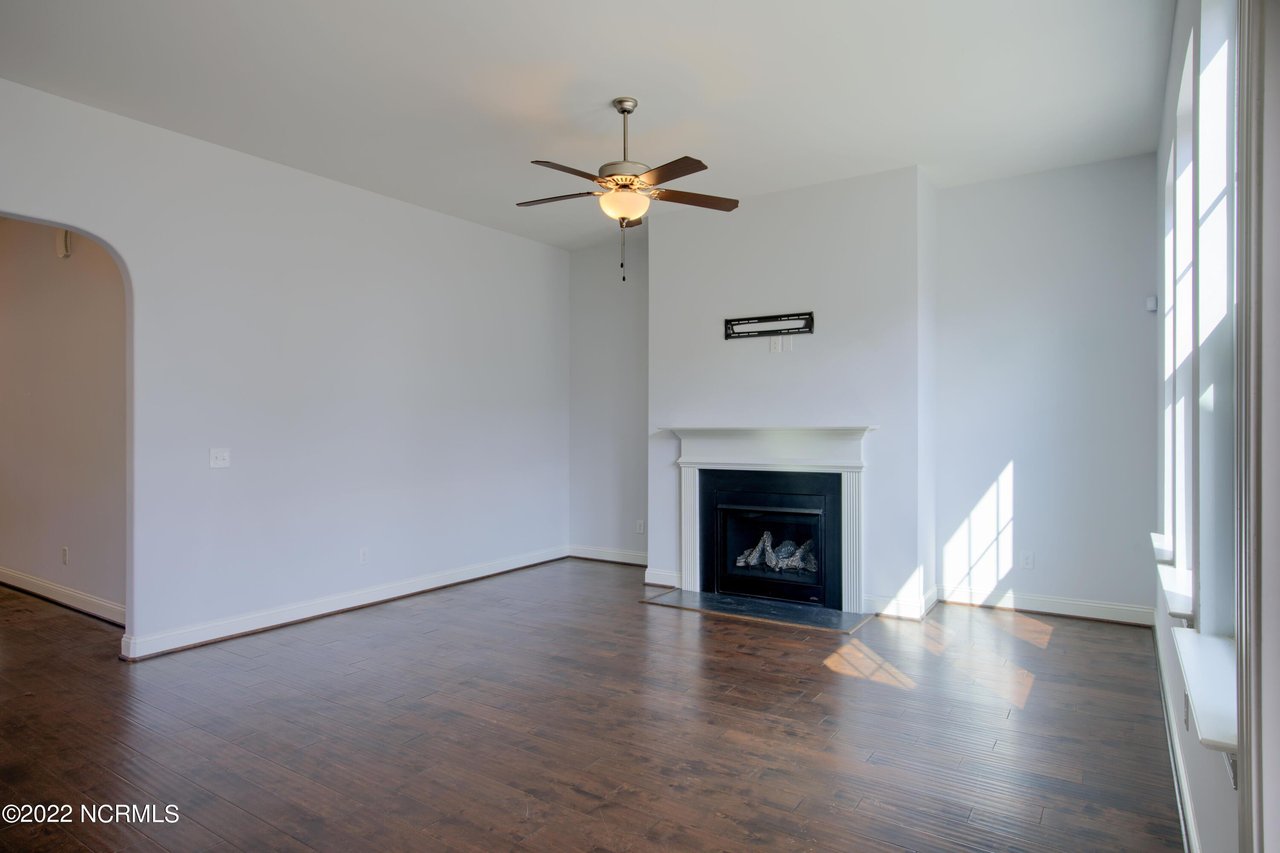 350 Belvedere Dr