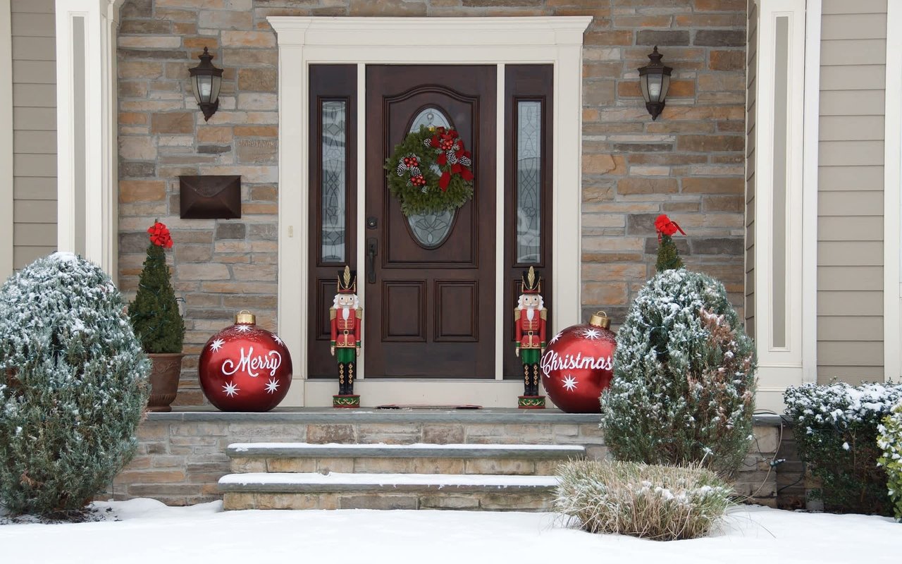 Should You List Your Home During the Holidays?