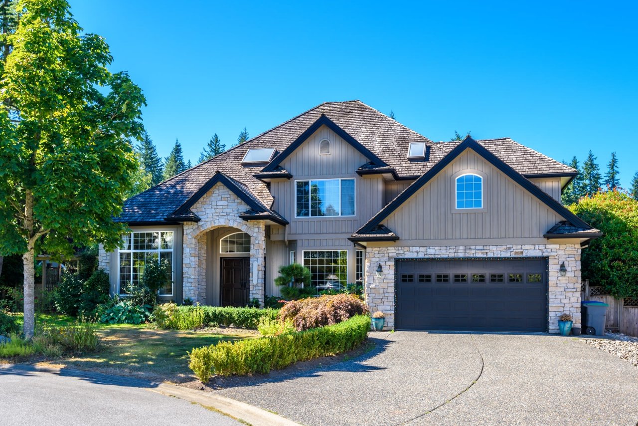 North Vancouver Luxury Homes