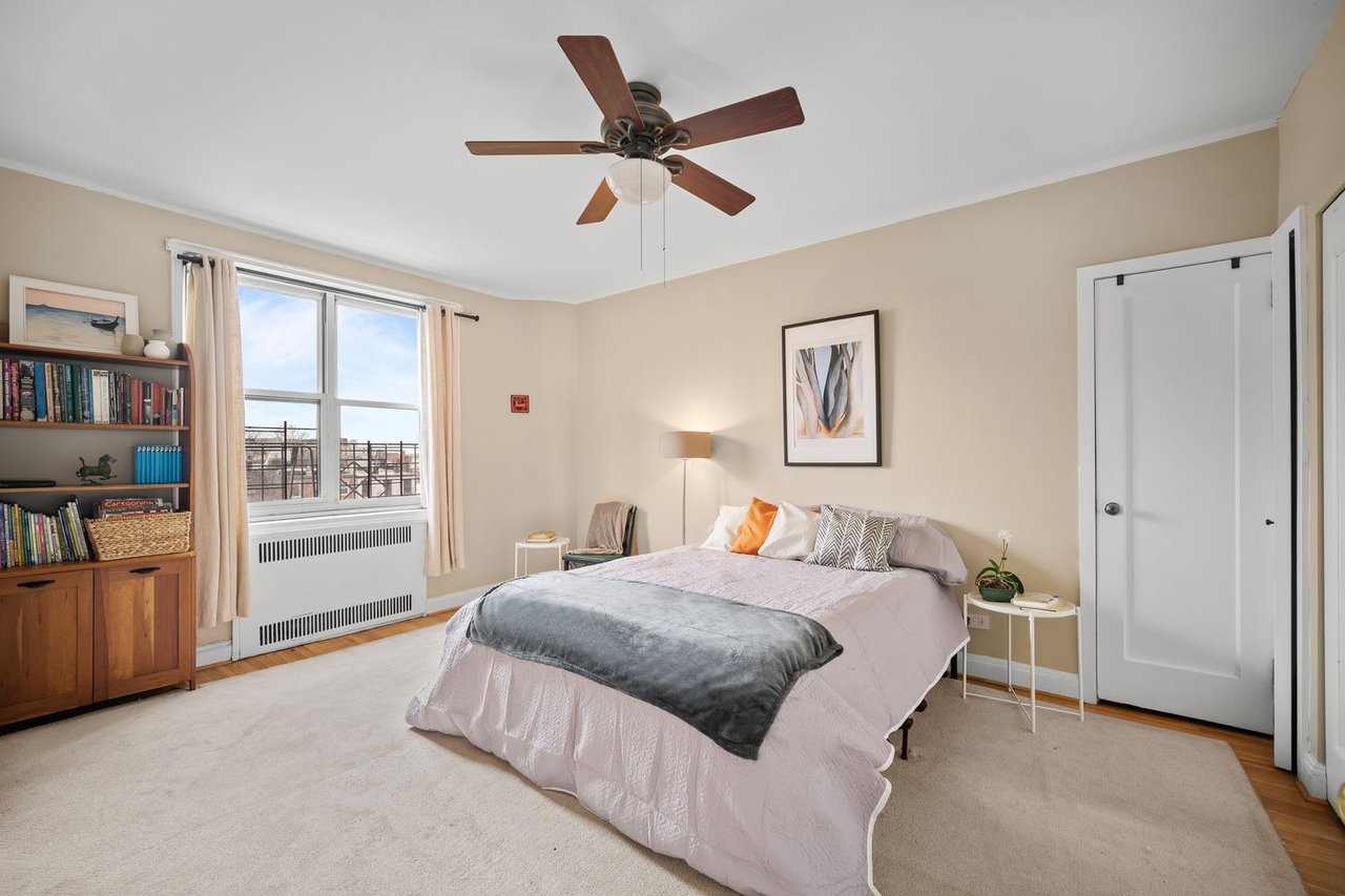 45 Plaza St W Unit: 6D