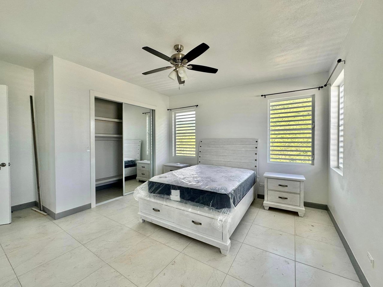 877 Manuel Reef 2 Bedroom Apartment