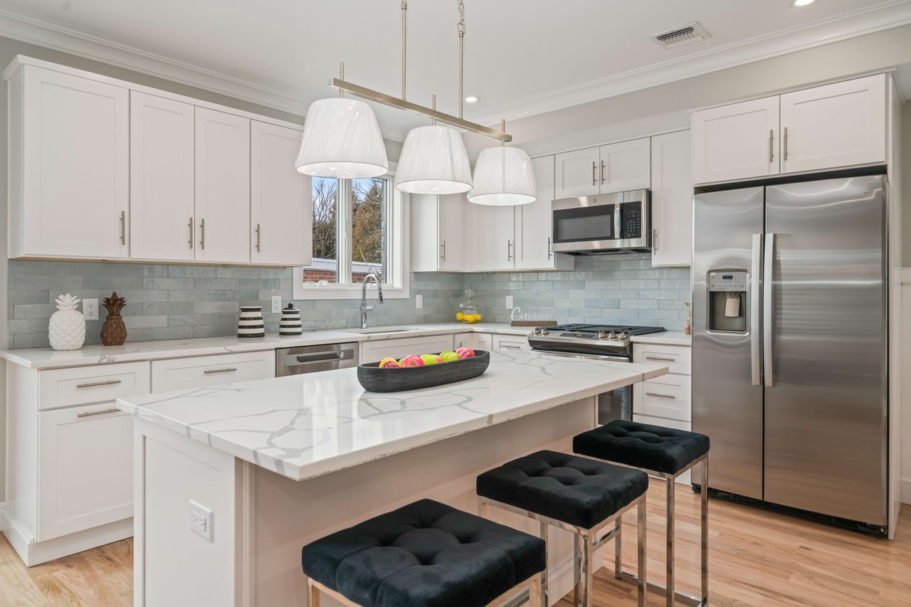 313 8th Street 1
