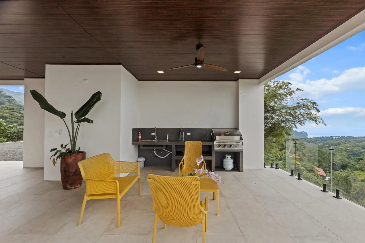 Luxury Ocean View Villa, Jaco, Puntarenas