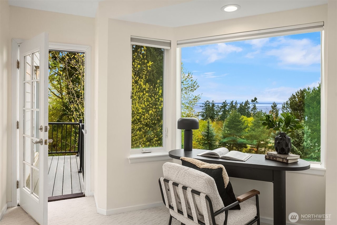 10612 MacArthur Lane, Mukilteo