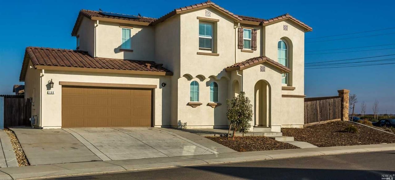 100 Wisteria Circle