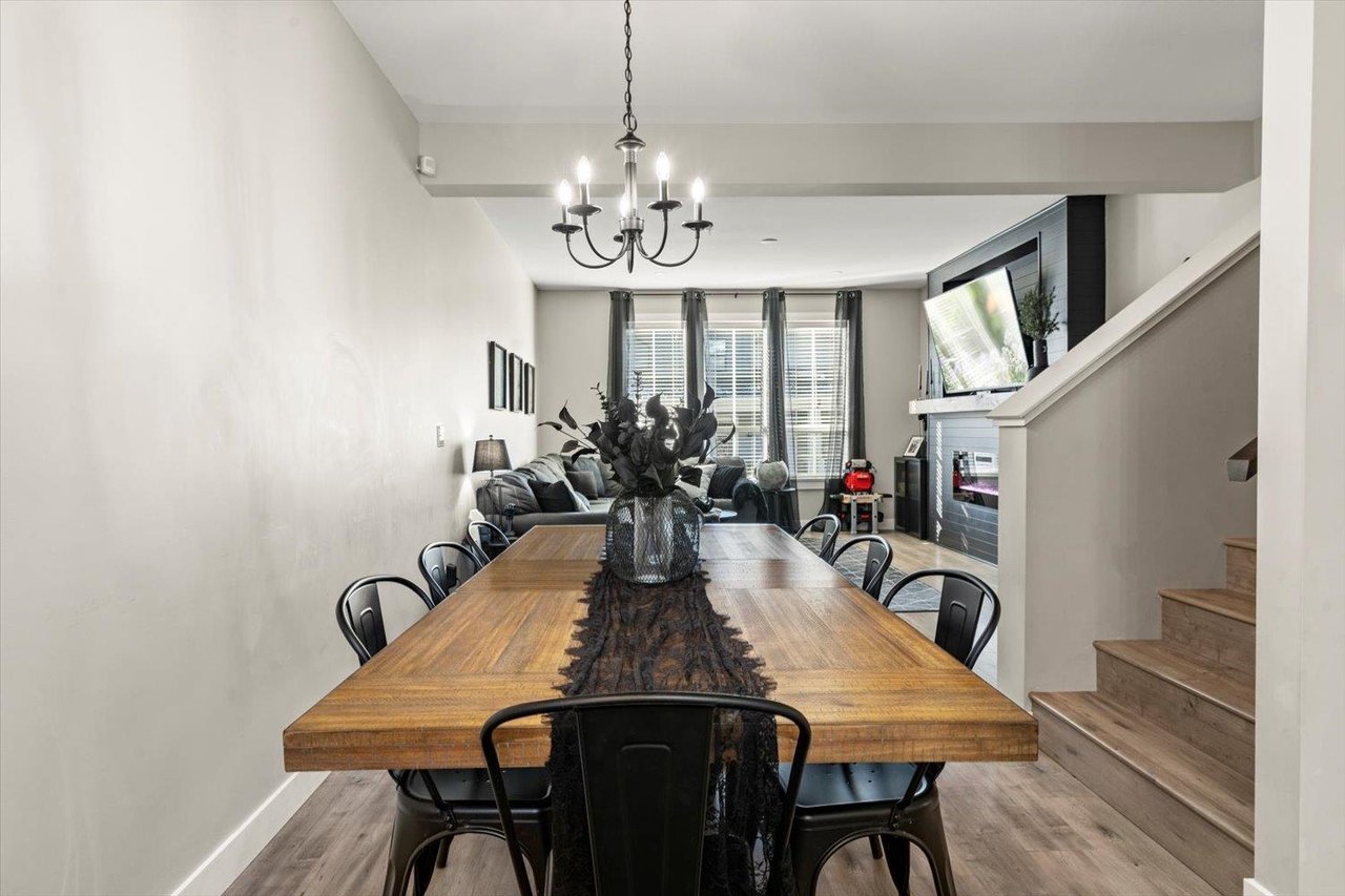 15-45545 Kipp Ave