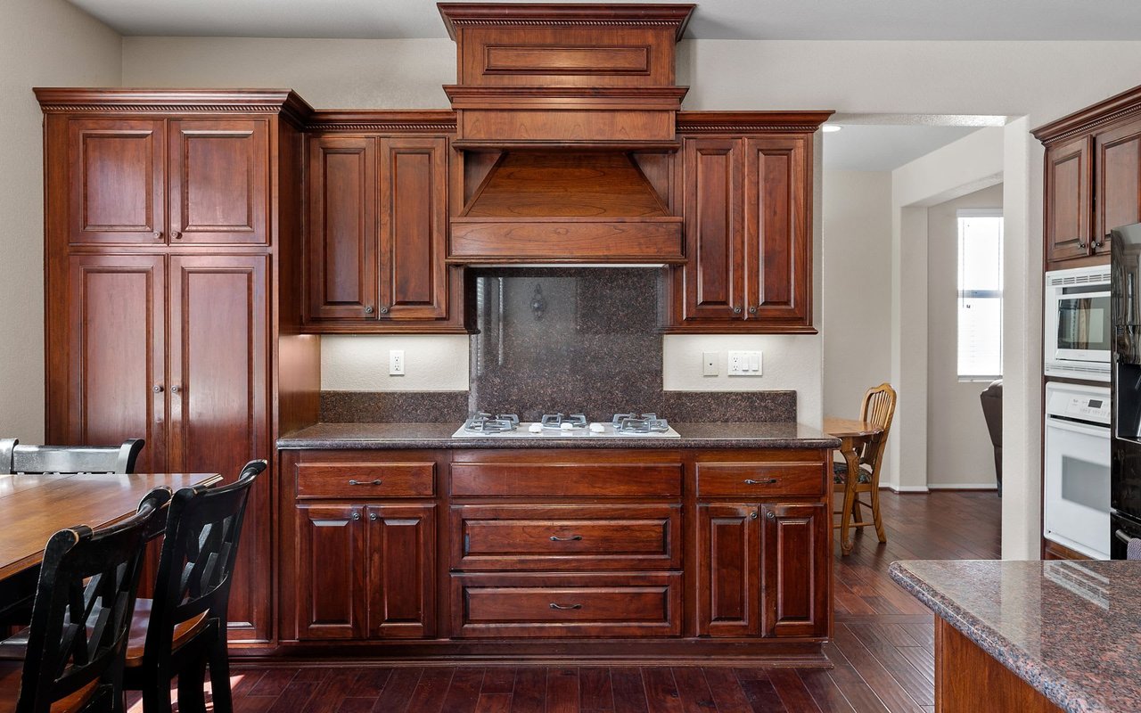 1273 Honeysuckle Avenue